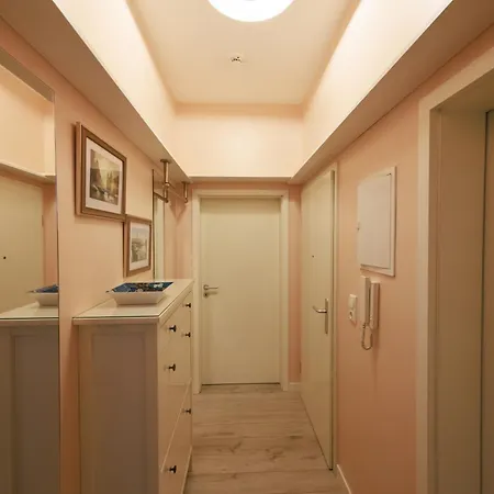 Komfortables Zentral Gelegen Ερφούρτη